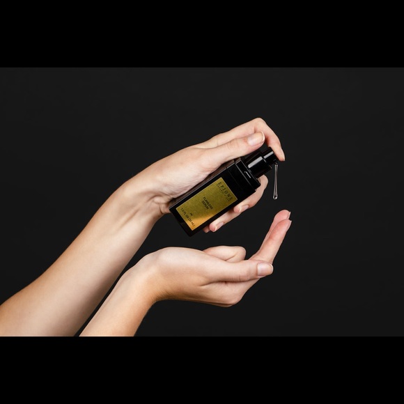 Epione Beverly Hills Flawless Serum - Picture 4 of 5